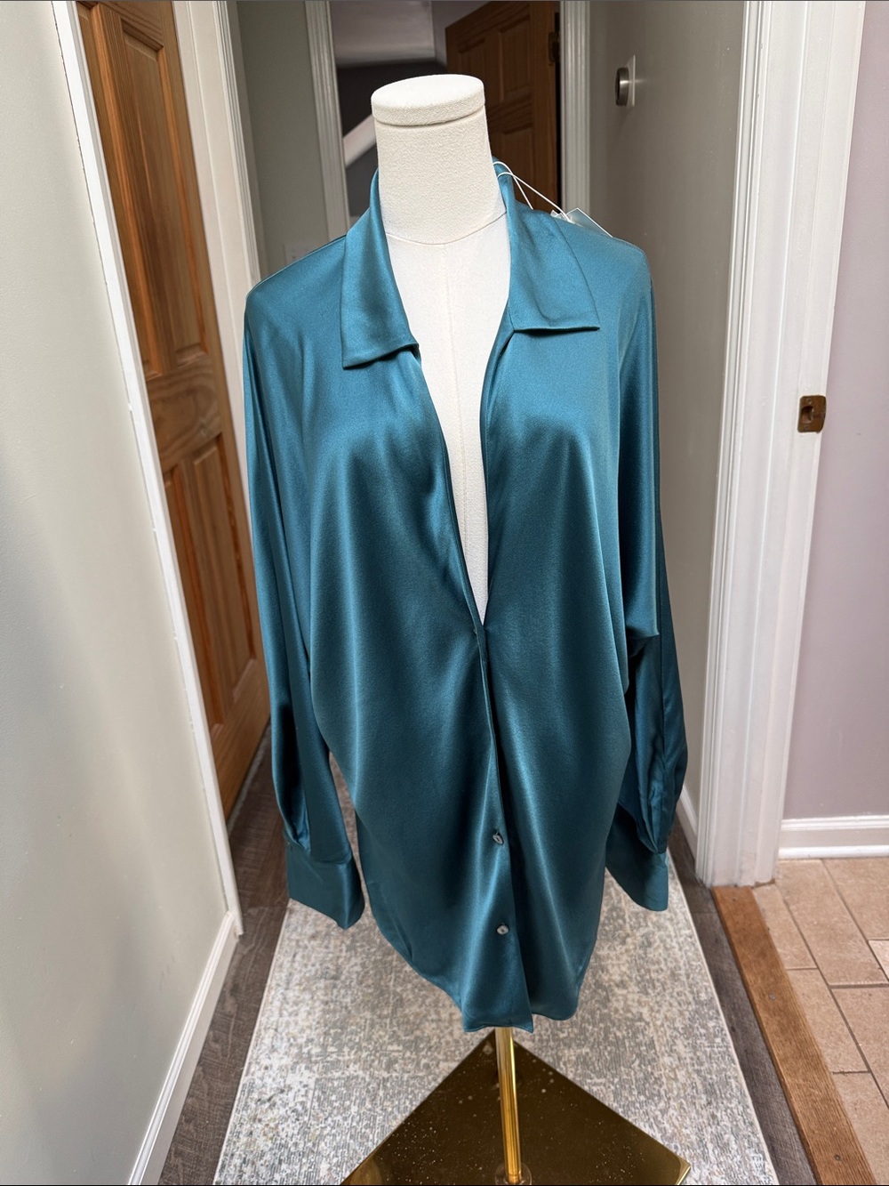 Vince Long Sleeved Button front tunic